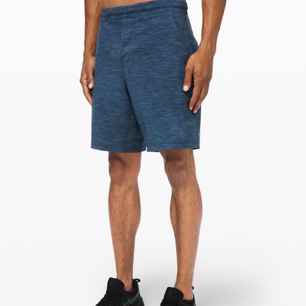 Lululemon Pace Breaker Short 9" *Liner
Heather Allover Iron Blue True Navy